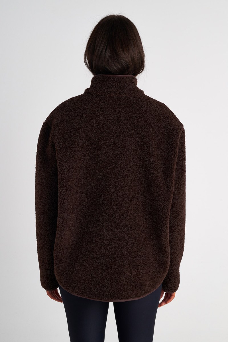 ΖΑΚΕΤΑ OVERSIZED ΑΠΟ ΣΥΝΘΕΤΙΚΟ ΜΑΛΛΙ ΠΡΟΒΑΤΟΥ-25833035-332