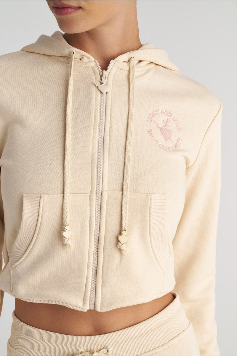 ΒΑΜΒΑΚΕΡΗ ΚΟΝΤΗ ΦΟΥΤΕΡ ΖΑΚΕΤΑ ΜΕ ΚΕΝΤΗΜΕΝΟ ΚΕΙΜΕΝΟ ΣΤΟ ΣΤΗΘΟΣ-25833040-103