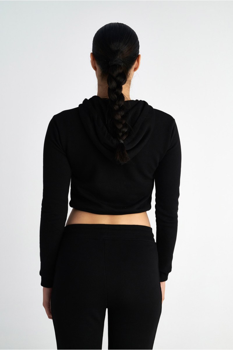 ΒΑΜΒΑΚΕΡΗ ΚΟΝΤΗ ΦΟΥΤΕΡ ΖΑΚΕΤΑ ΜΕ ΚΕΝΤΗΜΕΝΟ ΚΕΙΜΕΝΟ ΣΤΟ ΣΤΗΘΟΣ-25833040-110