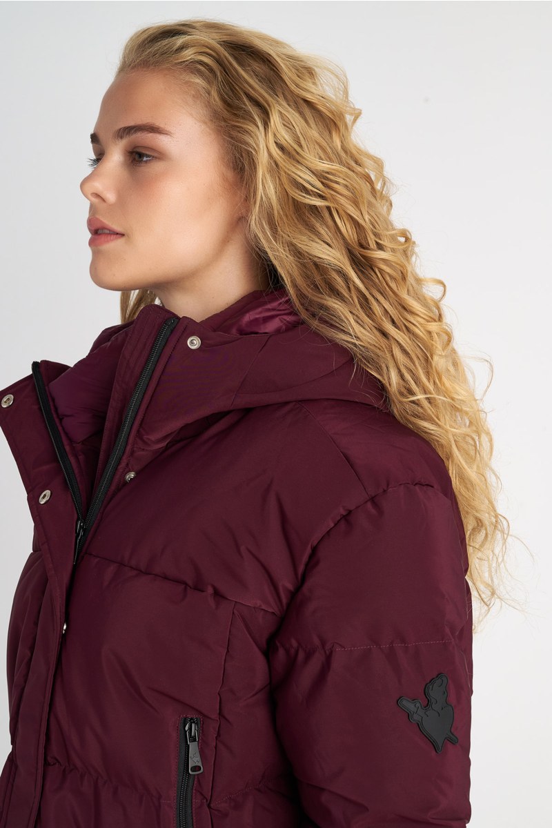 ΦΟΥΣΚΩΤΟ ΜΠΟΥΦΑΝ ΜΕ ΚΟΥΚΟΥΛΑ ΚΑΙ ΛΕΠΤΟΜΕΡΕΙΑ ΣΤΟΥΣ ΑΝΤΙΧΕΙΡΕΣ-25833111-855