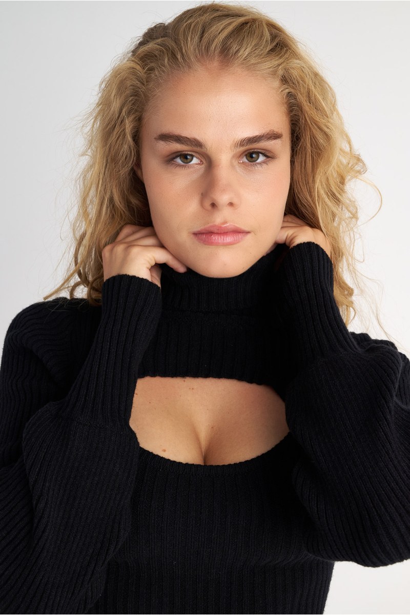 MONOCHROME KNITTED MINI DRESS WITH CUT-OUT DETAIL-25834060-110