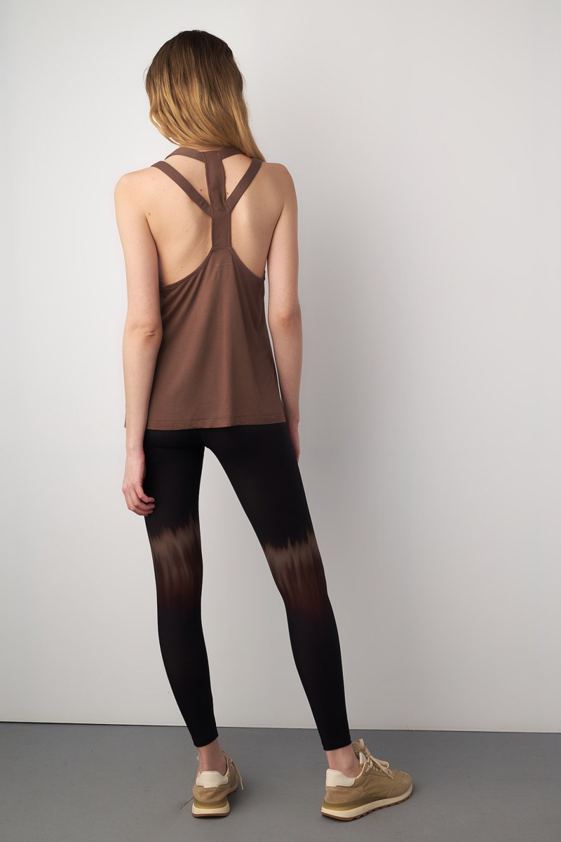 SPORTS SLEEVELESS TOP WITH STRAPPY CROSSED BACK-25842021-208