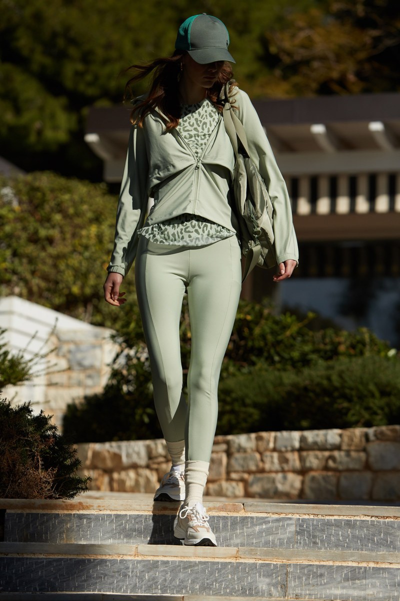 HIGH WAISTED MONOCHROME SPORTS LEGGINGS WITH POCKET-25845028-518