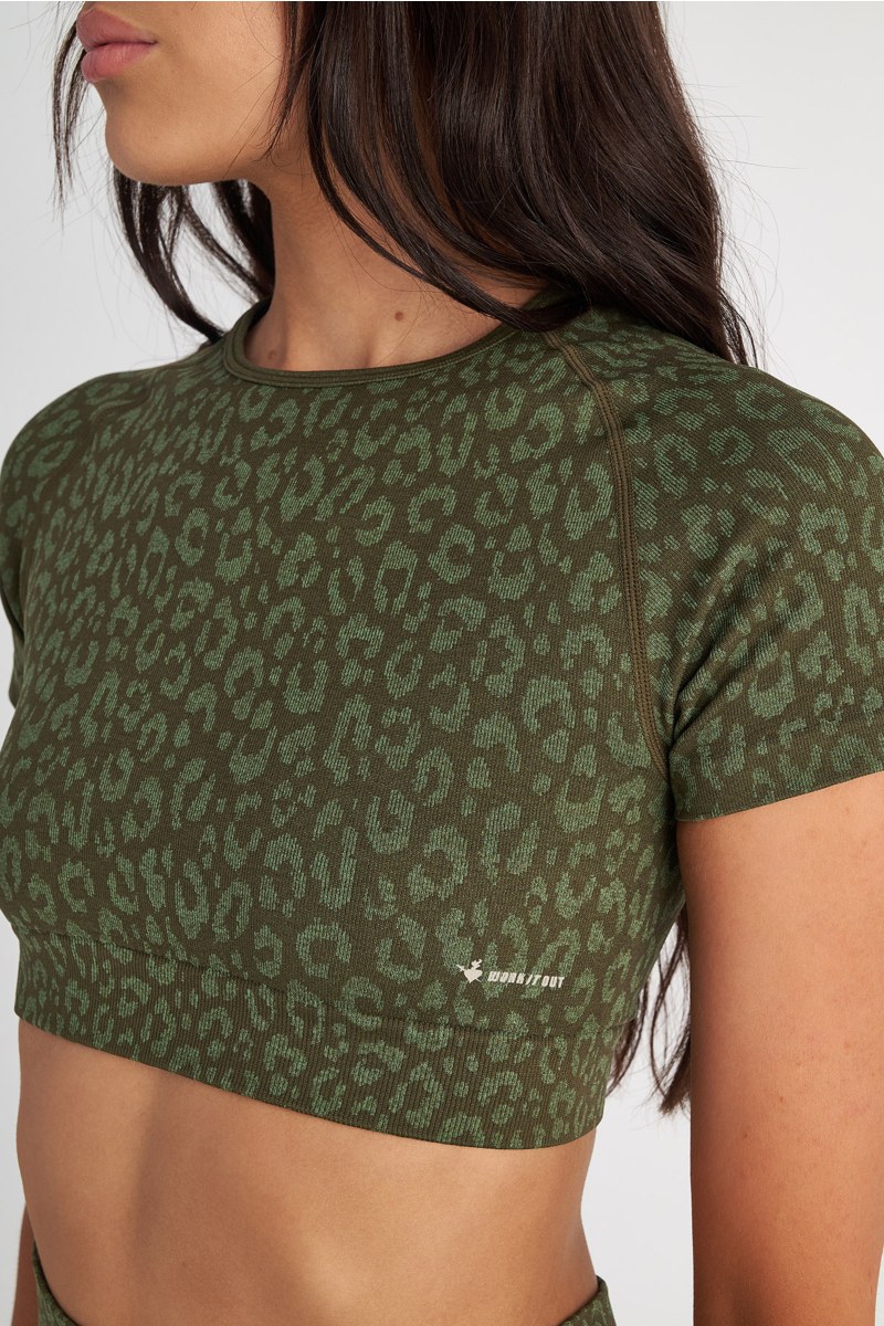 LEOPARD PRINTED SEAMLESS SPORTS CROPPED TOP-25862047-521