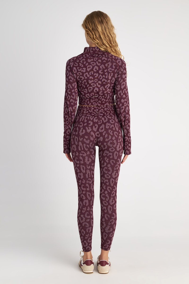 SEAMLESS SPORTS CROPPED JACKET WITH THUMB DETAILS-25863047-855