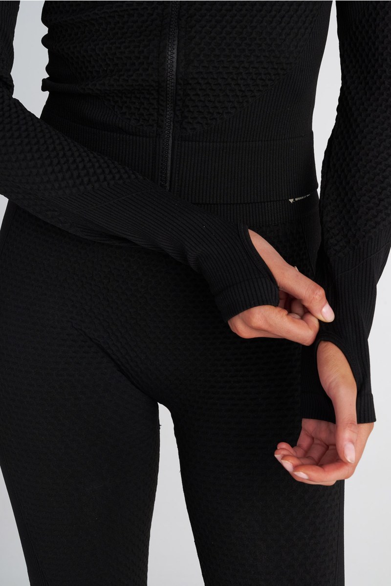 SEAMLESS SPORTS CROPPED JACKET WITH THUMB DETAILS-25863073-110