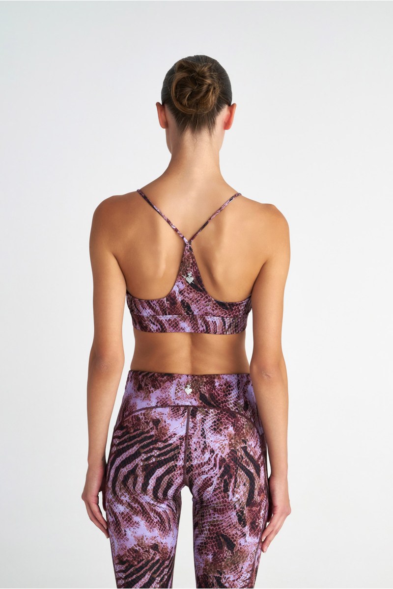 ΑΘΛΗΤΙΚΟ ΜΠΟΥΣΤΑΚΙ ΜΕ ΤΥΠΩΜΑ ΚΑΙ ΧΙΑΣΤΙ ΤΙΡΑΝΤΕΣ-25868036-999