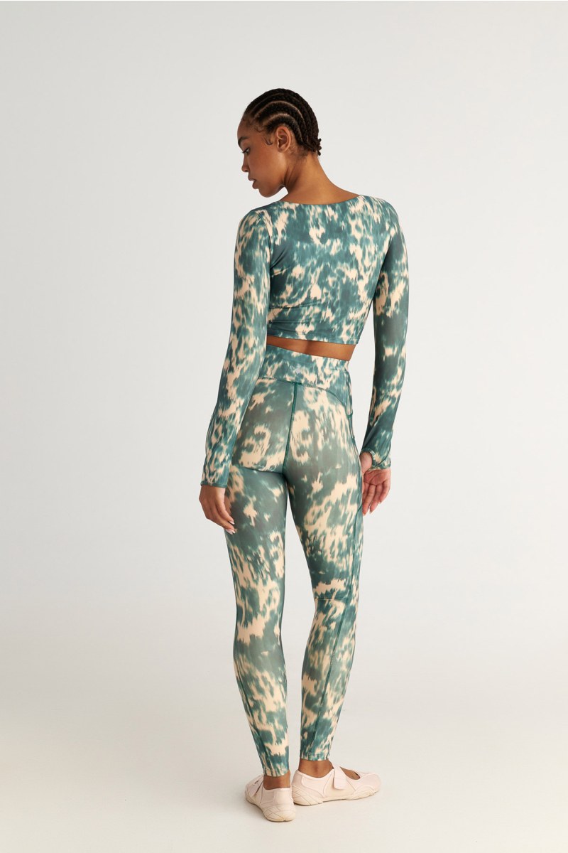 TIE-DYE PRINTED SPORTS CROP TOP WITH THUMB DETAILS-25868049-414