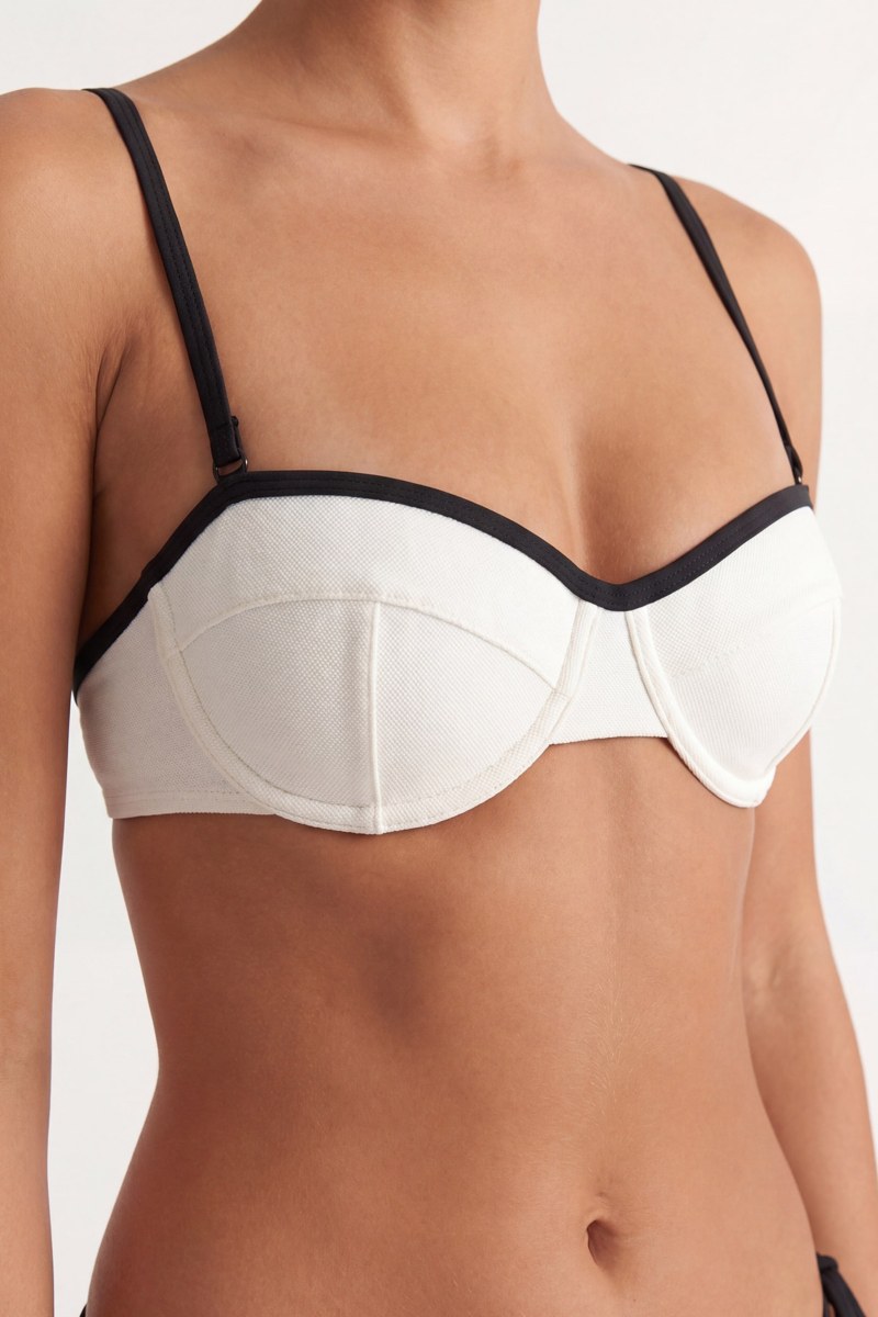 TWO-TONE STYLED UNDERWIRE SWIMWEAR BIKINI TOP IN CUP C-26801032C-102