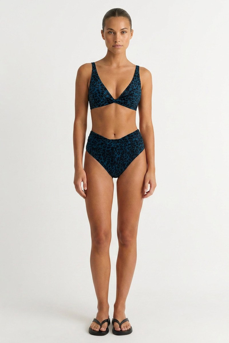 TWISTED TRIANGLE BIKINI TOP-26801110D-514