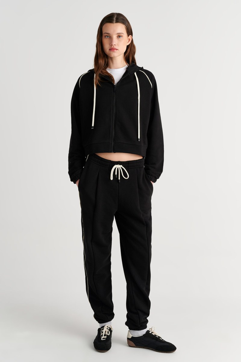 ΒΑΜΒΑΚΕΡΟ ΠΑΝΤΕΛΟΝΙ ΜΕ ΛΑΣΤΙΧΟ ΣΤΟΝ ΑΣΤΡΑΓΑΛΟ-26811059-110