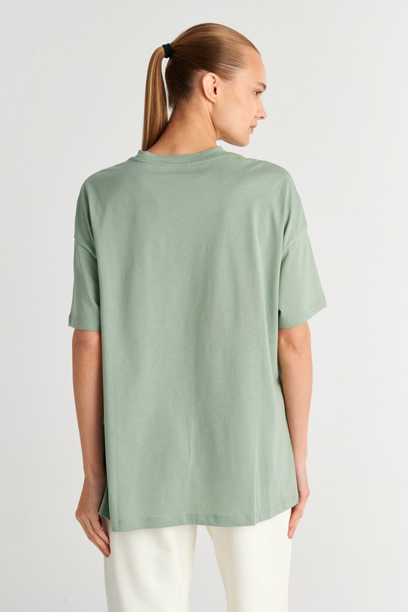 ΚΟΝΤΟΜΑΝΙΚΗ ΒΑΜΒΑΚΕΡΗ OVERSIZED ΜΠΛΟΥΖΑ ΜΕ ΤΥΠΩΜΑ-26812049-870