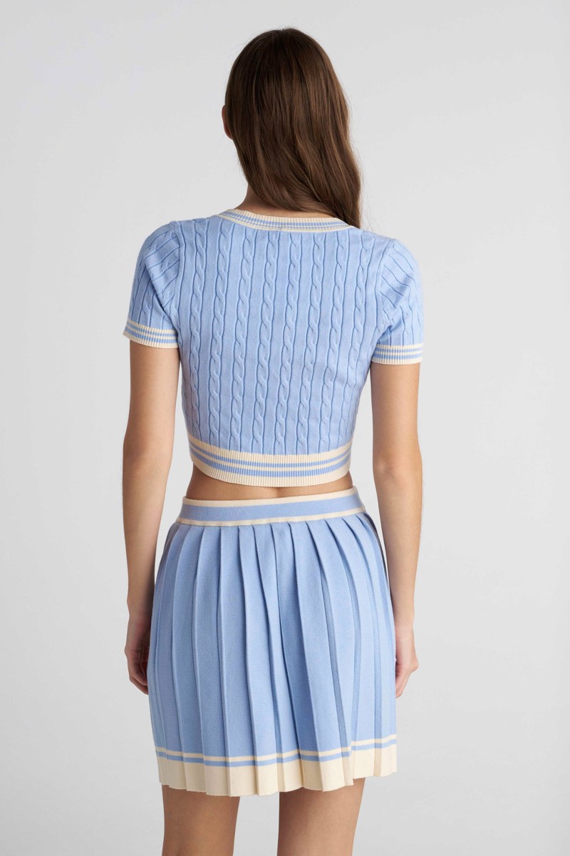 ΠΛΕΚΤΗ ΚΟΝΤΟΜΑΝΙΚΗ ΜΠΛΟΥΖΑ ΜΕ 'V' ΛΑΙΜΟΚΟΨΗ-26812057-309