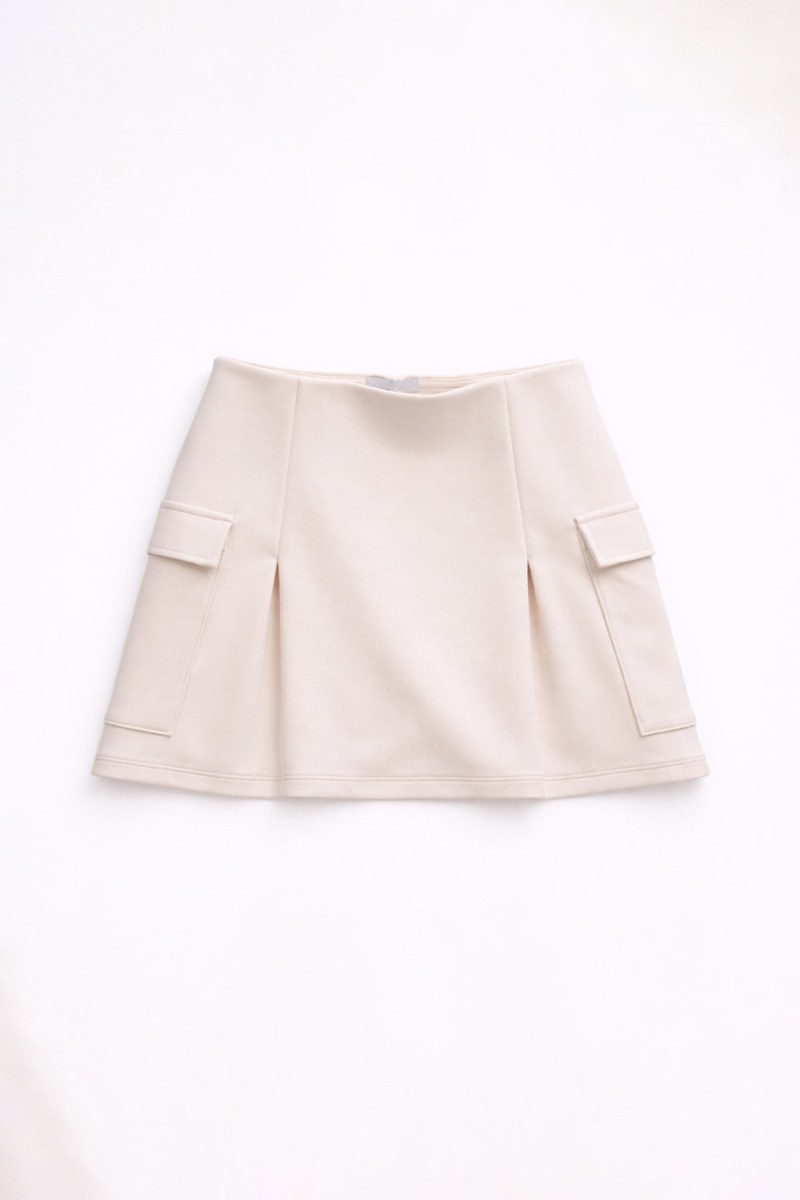 HIGH WAISTED SOFT LIGHT TOUCH SKORT WITH PATCH POCKETS-26814017-102