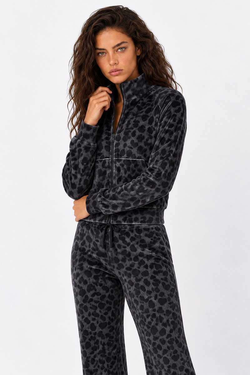 LEOPARD PRINTED SUPER SOFT VELOUR JACKET WITH COLLAR-26833091-216