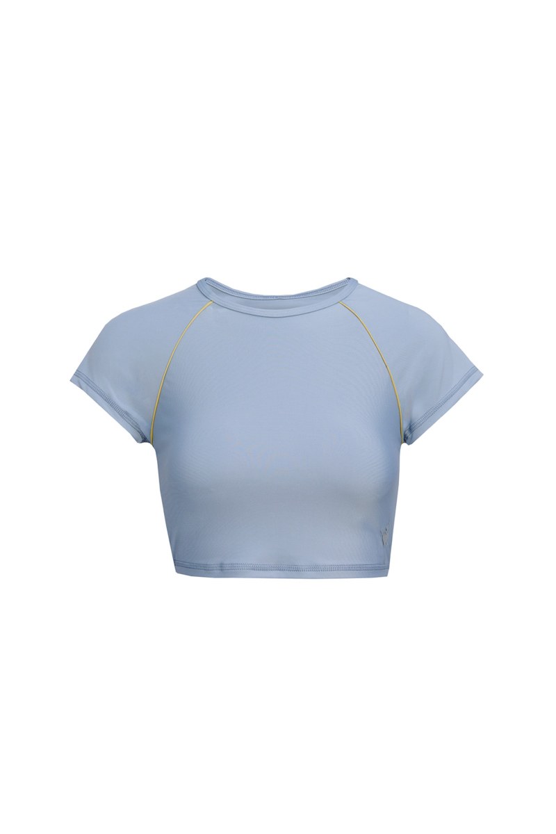 ΚΟΝΤΟΜΑΝΙΚΗ ΑΘΛΗΤΙΚΗ ΜΠΛΟΥΖΑ ΜΕ ΑΝΟΙΧΤΗ ΠΛΑΤΗ ΚΑΙ ΣΤΡΙΦΤΗ ΛΕΠΤΟΜΕΡΕΙΑ-26842013-309