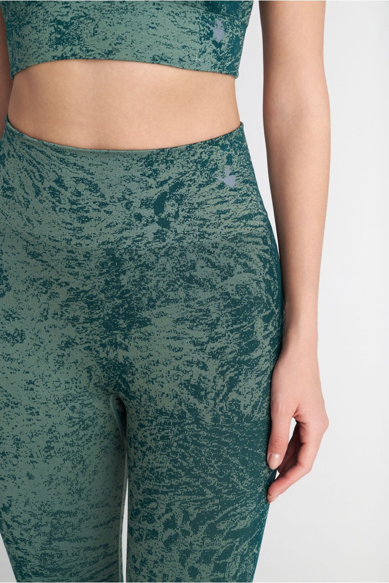 ΚΟΛΑΝ ΓΥΜΝΑΣΤΙΚΗΣ ΜΕ ΤΥΠΩΜΑ ΚΑΙ ΡΑΦΗ ΣΟΥΡΑ ΣΤΟ ΠΙΣΩ ΜΕΡΟΣ-26845027-414