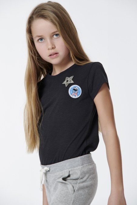 ΜΑΥΡΟ ΒΑΜΒΑΚΕΡΟ ΠΑΙΔΙΚΟ ΜΠΛΟΥΖΑΚΙ ΜΕ ΣΤΑΜΠΕΣ-19612125-110