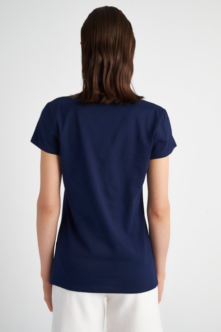 BASIC ORGANIC COTTON T-SHIRT IN 'V' NECKLINE-23812098-425