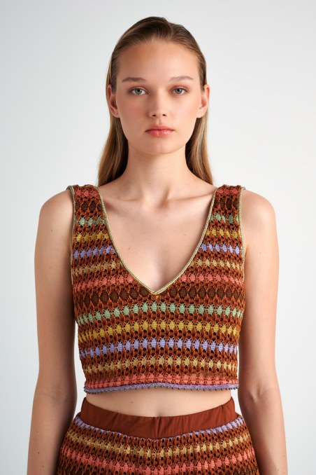 CROCHET CROP TOP WITH 'V' NECKLINE-24806099-321