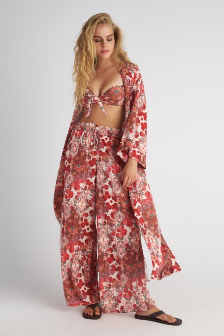 ΣΑΤΕΝ ΜΑΚΡΥ ΚΡΟΥΑΖΕ ΦΟΡΕΜΑ/ΚΑΦΤΑΝΙ ΜΕ ΖΩΝΗ-25805754-720