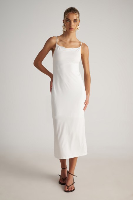 ΜΟΝΟΧΡΩΜΟ ΜΙΝΤΙ ΦΟΡΕΜΑ ΜΕ ΛΕΠΤΕΣ ΤΙΡΑΝΤΕΣ-25806742-102