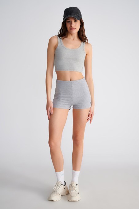 ΒΑΜΒΑΚΕΡΟ ΚΟΝΤΟ ΣΟΡΤΣ ΣΕ ΣΤΕΝΗ ΓΡΑΜΜΗ-25810205-210