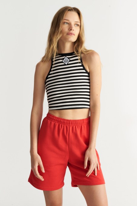 HALTER NECK STRIPED RIBBED CROPPED TOP-25812225-110