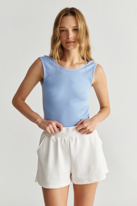 SEAMLESS CROPPED RIBBED TOP WITH OPEN BACK-25818015-420