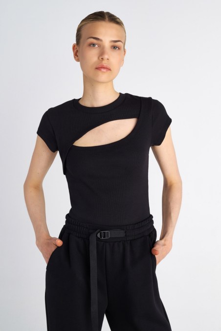 SHORT-SLEEVED RIBBED TOP WITH FRONT CUT-OUT DETAIL-25832048-110