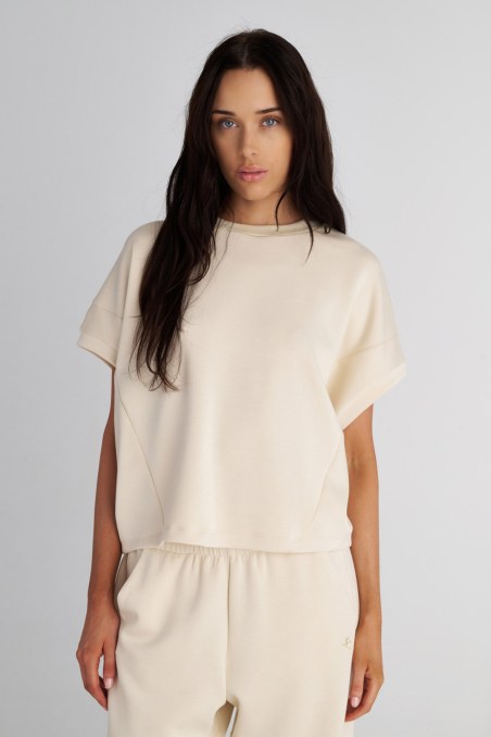 SOFT LIGHT TOUCH SHORT SLEEVED TOP-25832097-103