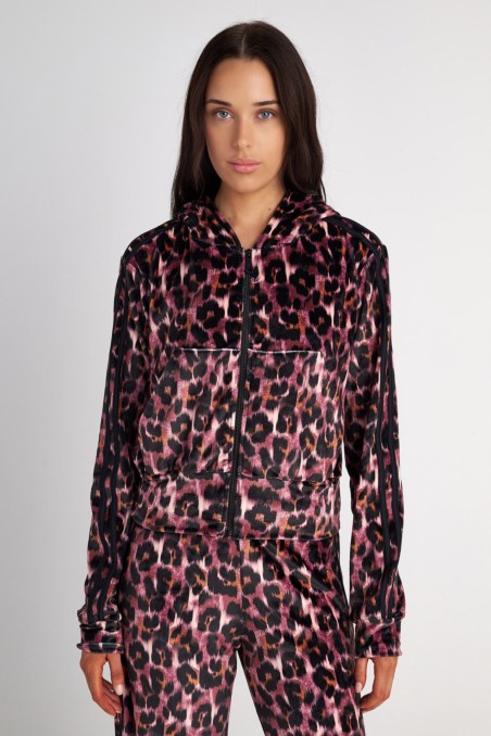 LEOPARD PRINTED SUPER SOFT VELOUR HOODED JACKET-25833170-828