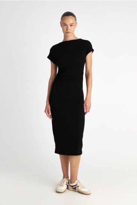 ΚΟΝΤΟΜΑΝΙΚΟ ΜΙΝΤΙ ΦΟΡΕΜΑ ΣΕ ΣΤΕΝΗ ΓΡΑΜΜΗ-25834150-110