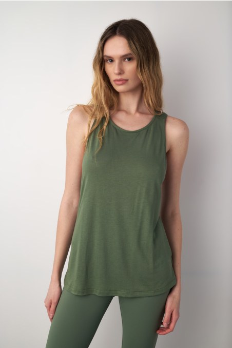 SPORTS SLEEVELESS TOP WITH STRAPPY CROSSED BACK-25842021-525
