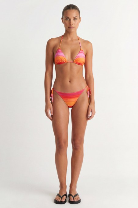 MULTICOLOR PRINTED TRIANGLE BIKINI TOP-26801021-943