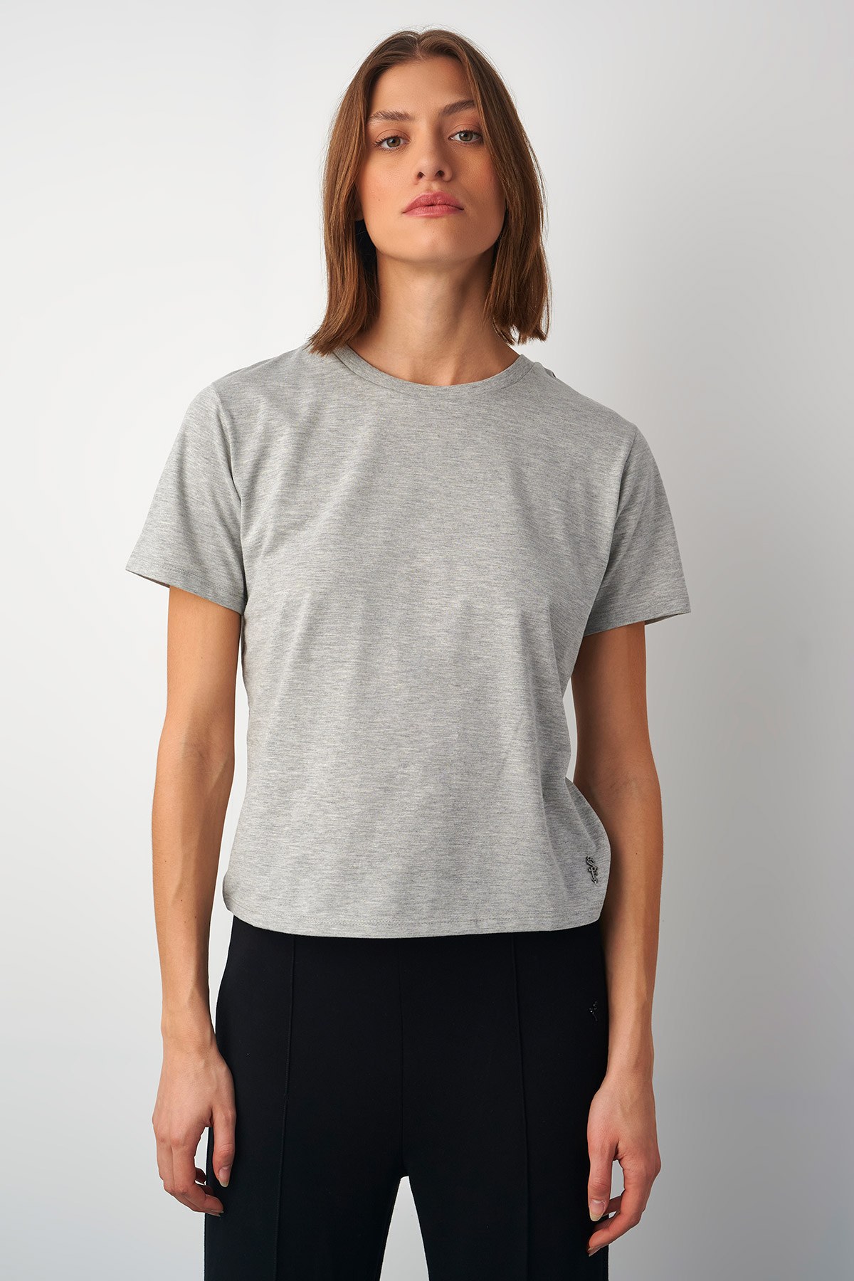 BASIC ΜΠΛΟΥΖΑ ΣΕ ΦΑΡΔΙΑ ΓΡΑΜΜΗ ΑΠΟ ΟΡΓΑΝΙΚΟ ΒΑΜΒΑΚΙ